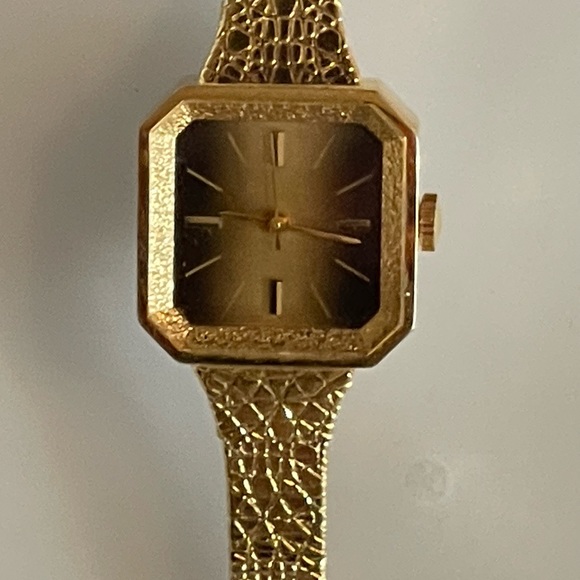 Vintage Cardinal Gold tone nugget square fancy face watch womens - Picture 15 of 16